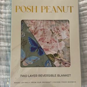 Posh Peanut Celine and Lucy Patoo